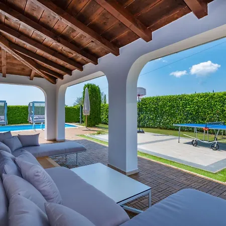 بيت للعطل Melody, A Luxurious Retreat