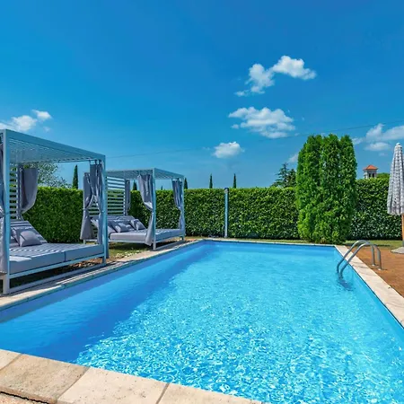 Melody, A Luxurious Retreat